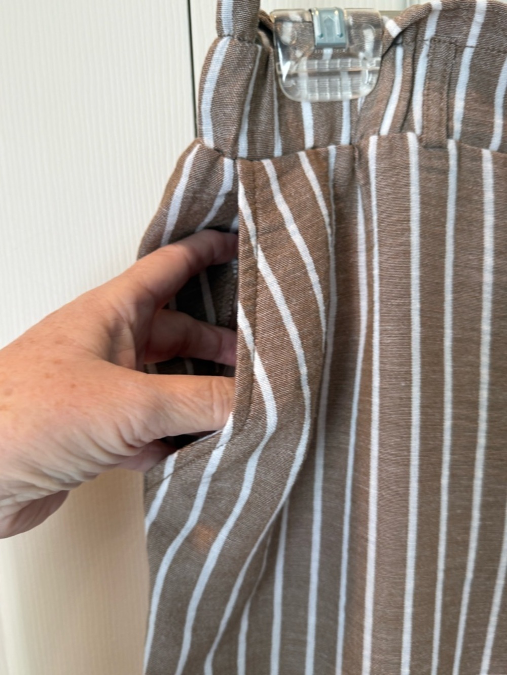 # Petite XL Striped Cropped Beach Pants - Picture 3 of 6